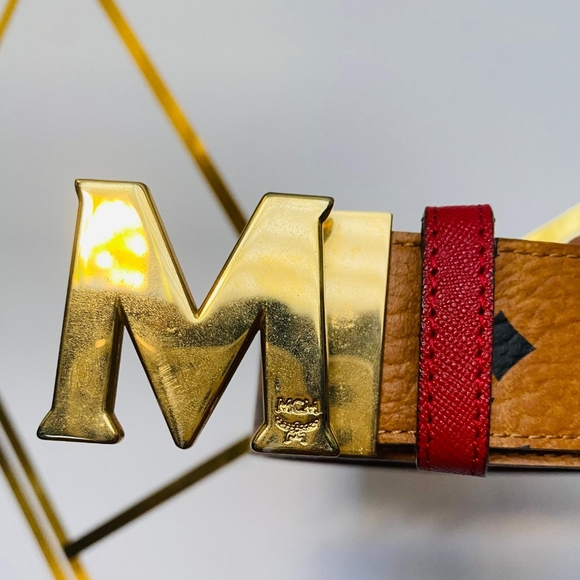 Authentic MCM Reversible belt - Picture 2 of 4